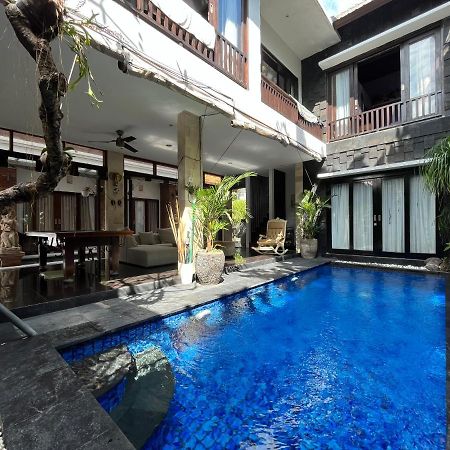 Rahayu Guest House Seminyak Экстерьер фото